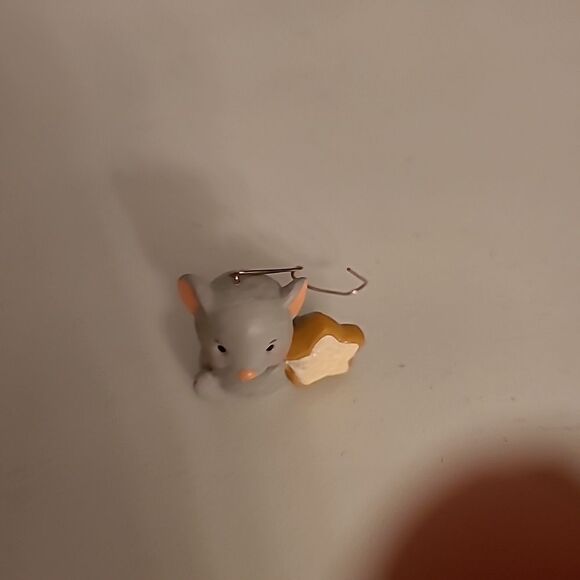 Hallmark  Keepsake Ornament - Picture 9 of 9